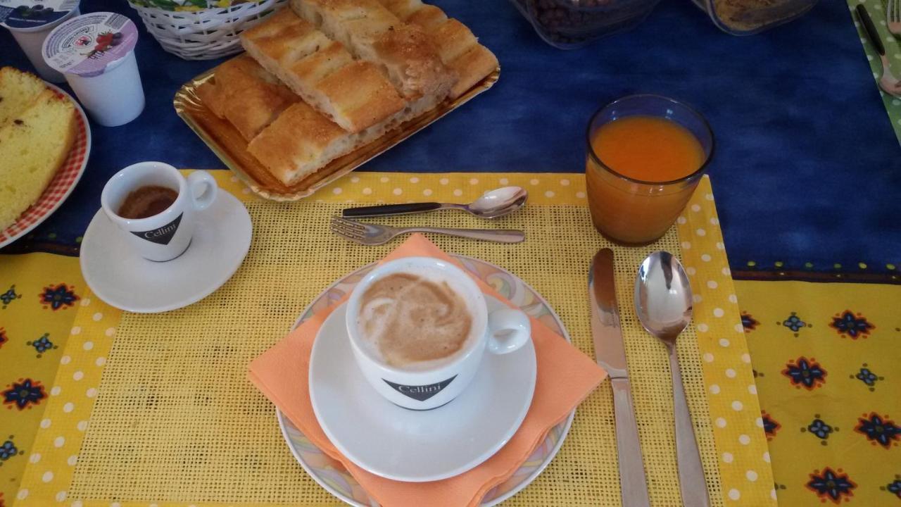Ortonovo B&B Il Girasole المظهر الخارجي الصورة