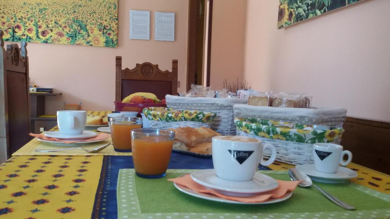 Ortonovo B&B Il Girasole المظهر الخارجي الصورة