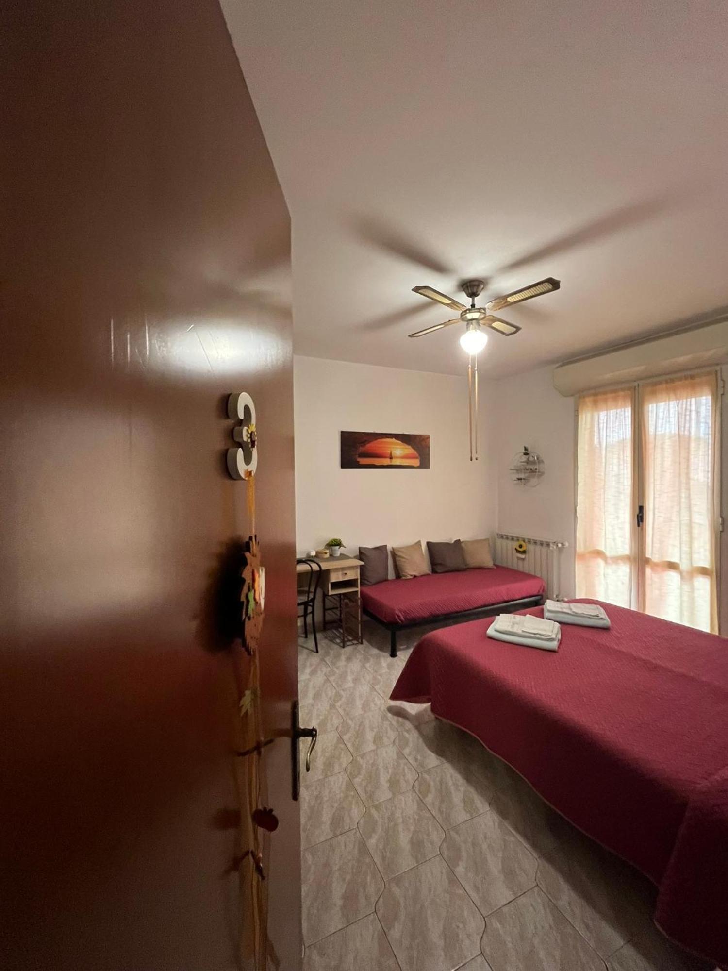 Ortonovo B&B Il Girasole المظهر الخارجي الصورة