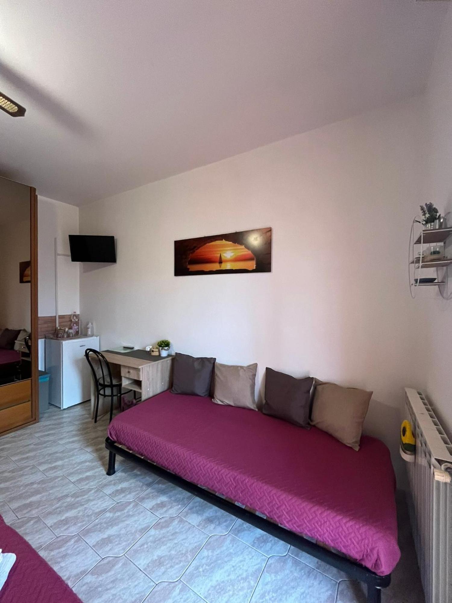 Ortonovo B&B Il Girasole المظهر الخارجي الصورة