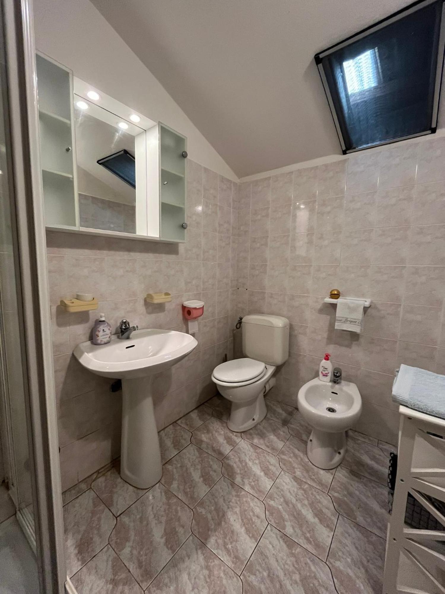 Ortonovo B&B Il Girasole المظهر الخارجي الصورة