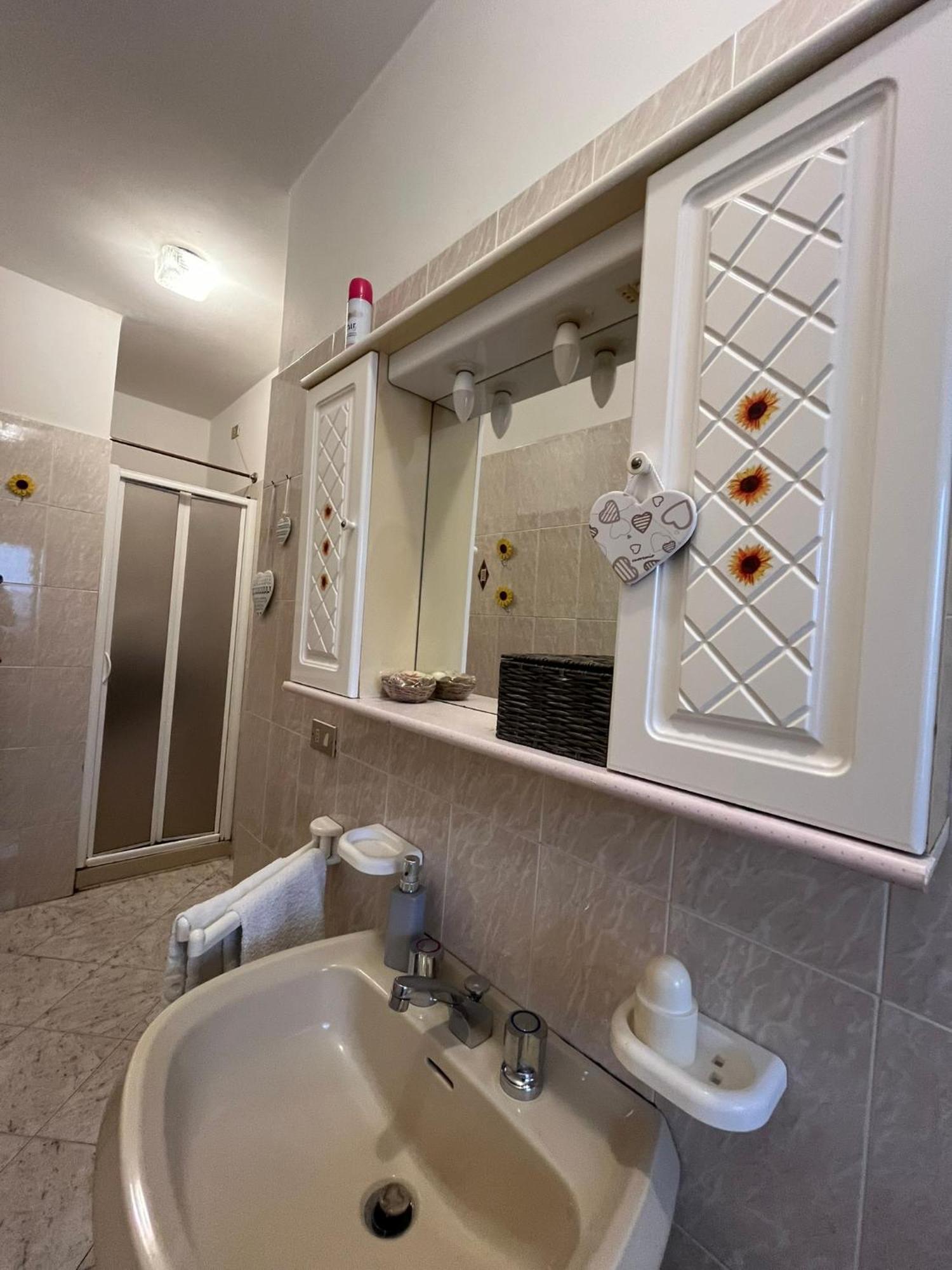 Ortonovo B&B Il Girasole المظهر الخارجي الصورة