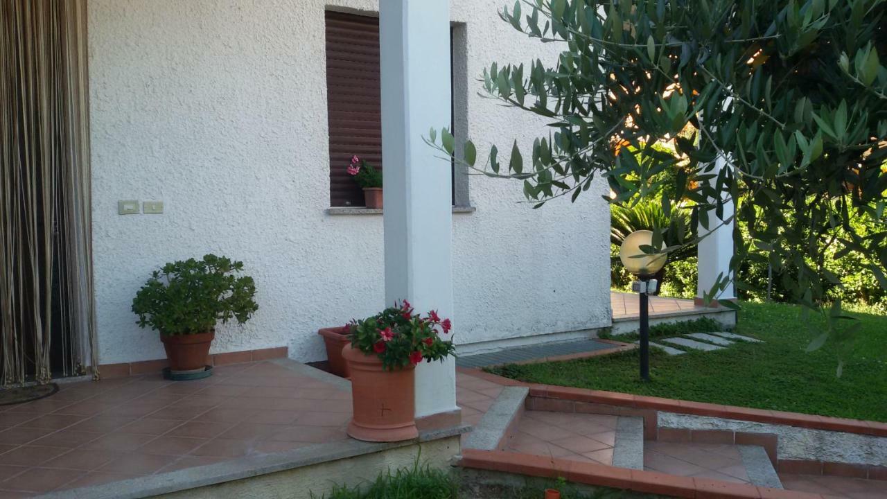 Ortonovo B&B Il Girasole المظهر الخارجي الصورة